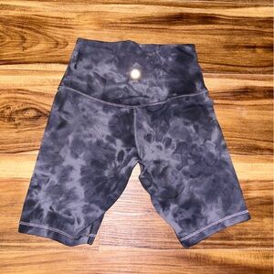 Lululemon biker shorts